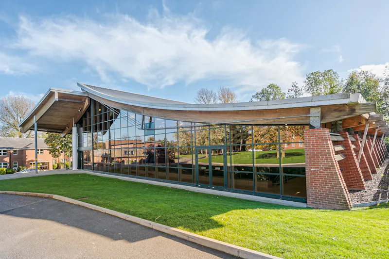 College in Bishops Stortford, J223 (photo 55)