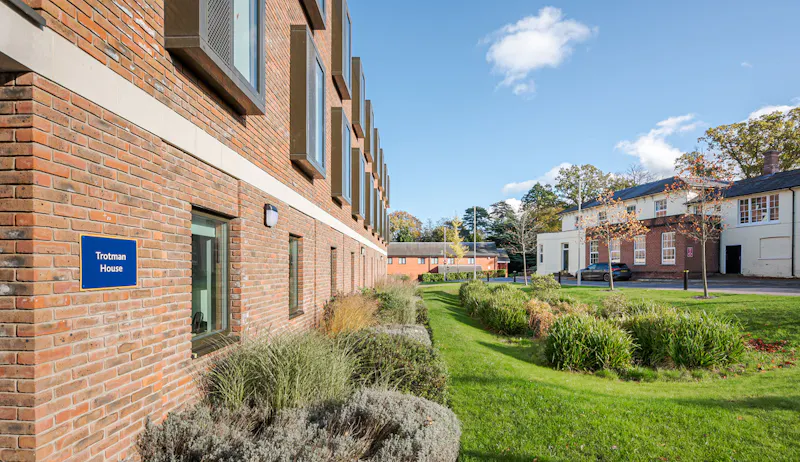 College in Bishops Stortford, J223 (photo 72)