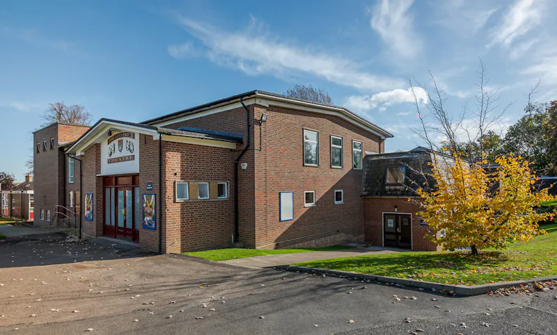 College in Bishops Stortford, J223 (photo 65)