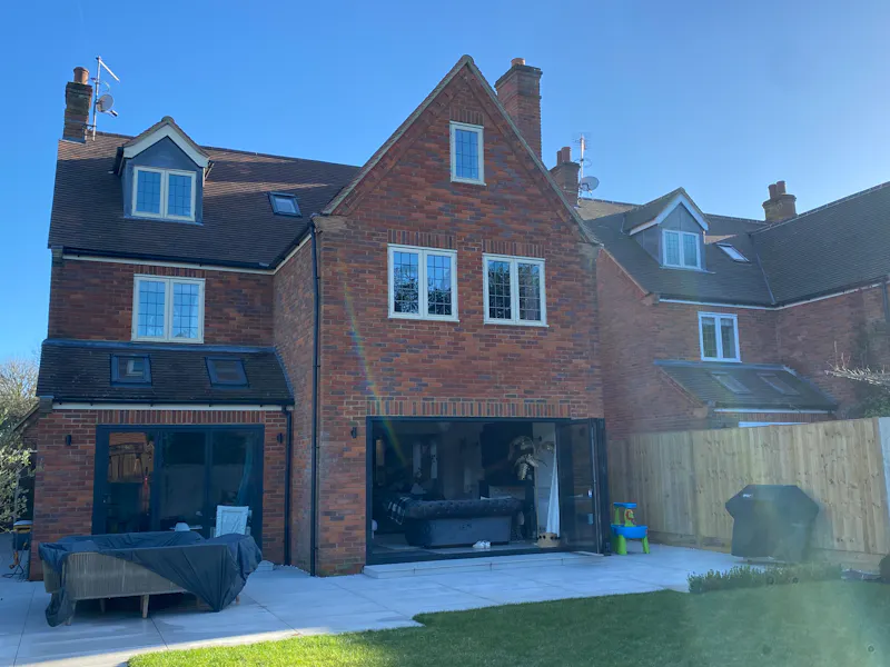 Idyllic High Wycombe Home, D2670 (photo 25)