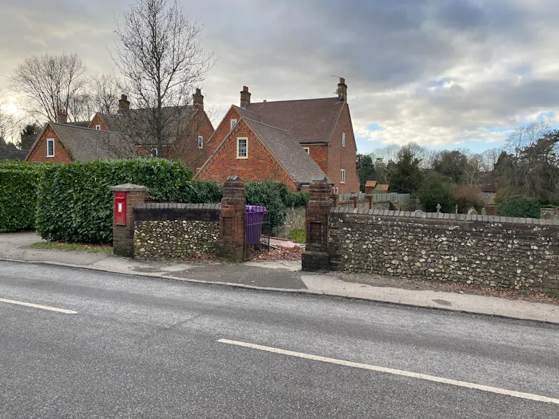 Idyllic High Wycombe Home, D2670 (photo 29)