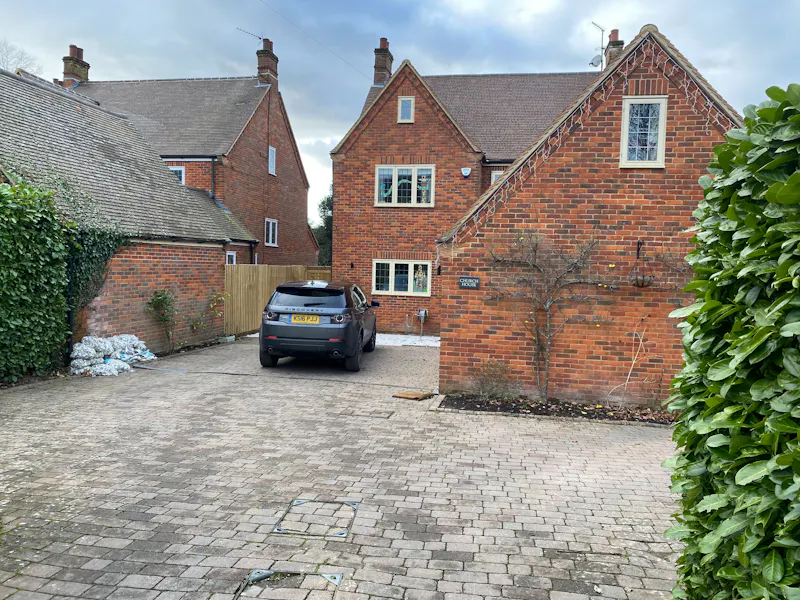 Driveway at Idyllic High Wycombe Home, D2670 (photo 1)