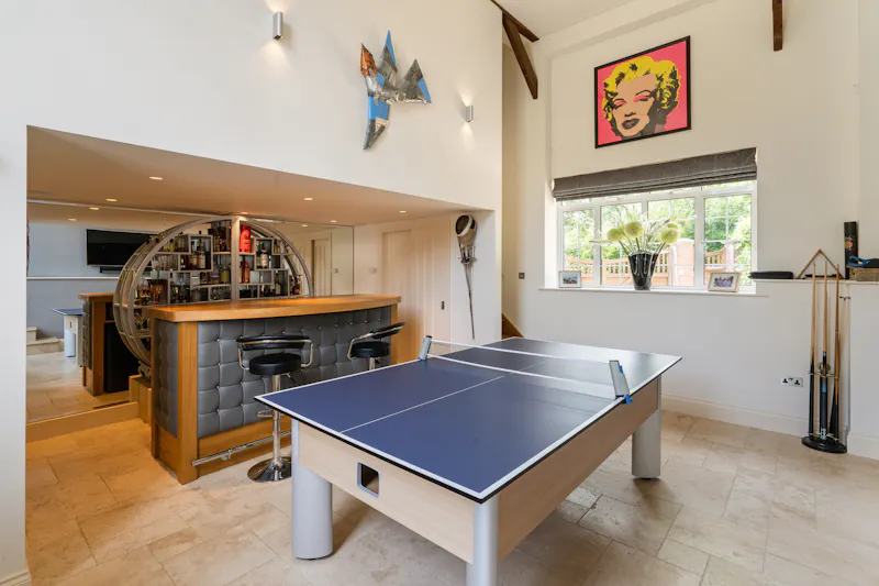 Bar at Farm cottage in Haslemere, D2613 (photo 10)