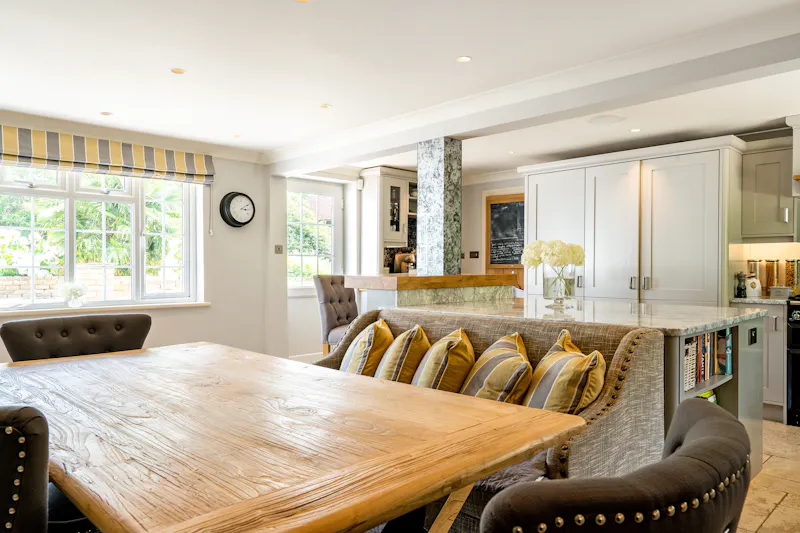 Dining room at Farm cottage in Haslemere, D2613 (photo 7)