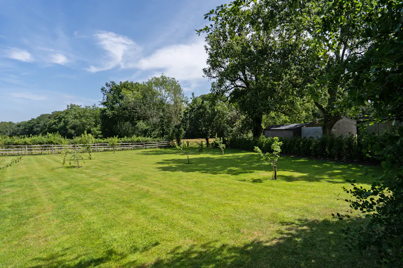 Farm cottage in Haslemere, D2613 (photo 25)