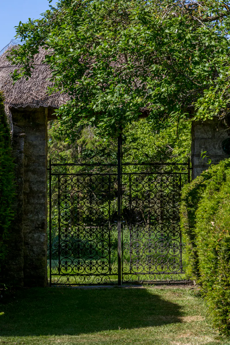 Garden - wild at Striking Manor in Long Crendon, M352 (photo 56)