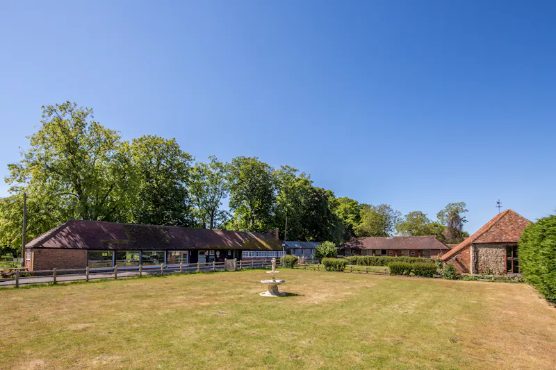 Striking Manor in Long Crendon, M352 (photo 41)