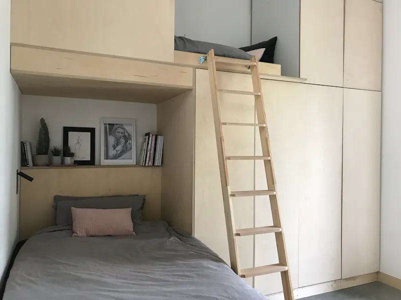 Bedroom at Hockley Modern Home, K470 (photo 12)