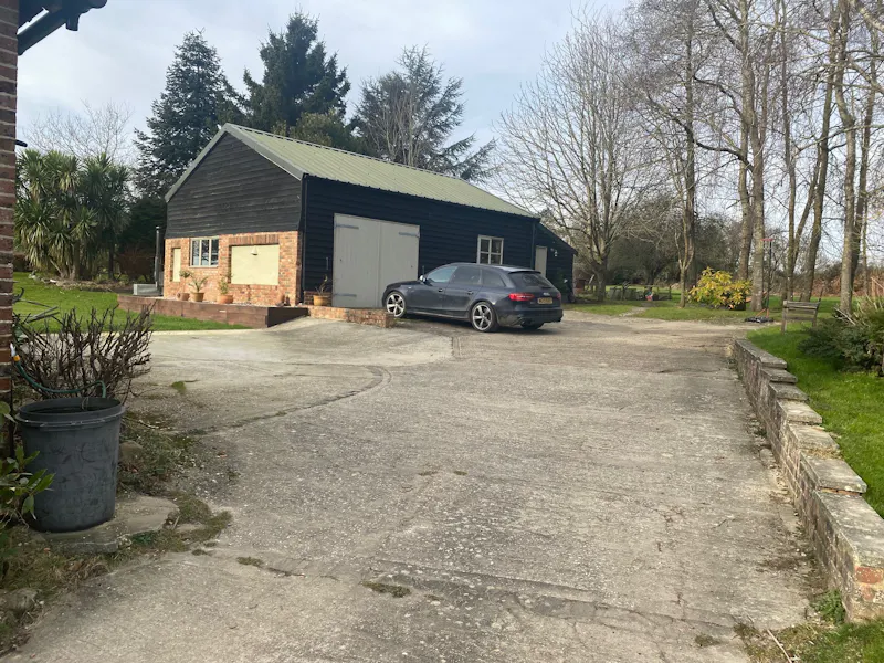 Industrial Hawkhurst Barn, L744 (photo 17)