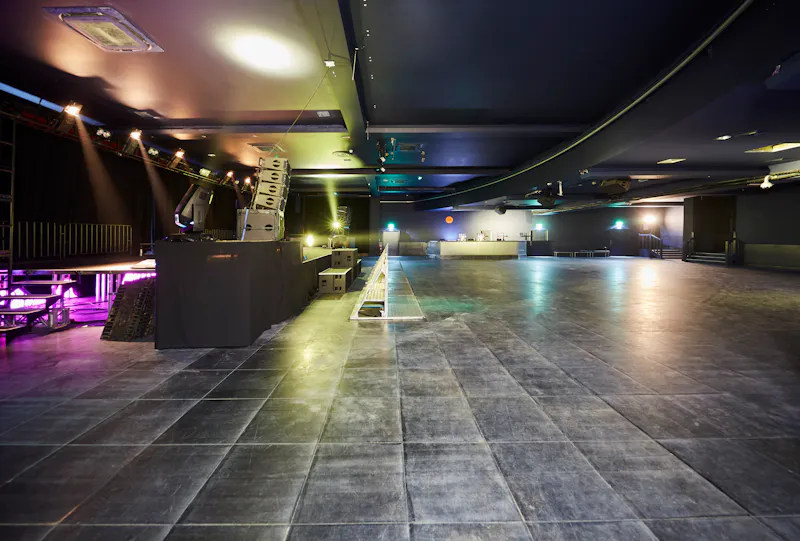 Multi-arts space in Dalston , R856 (photo 6)