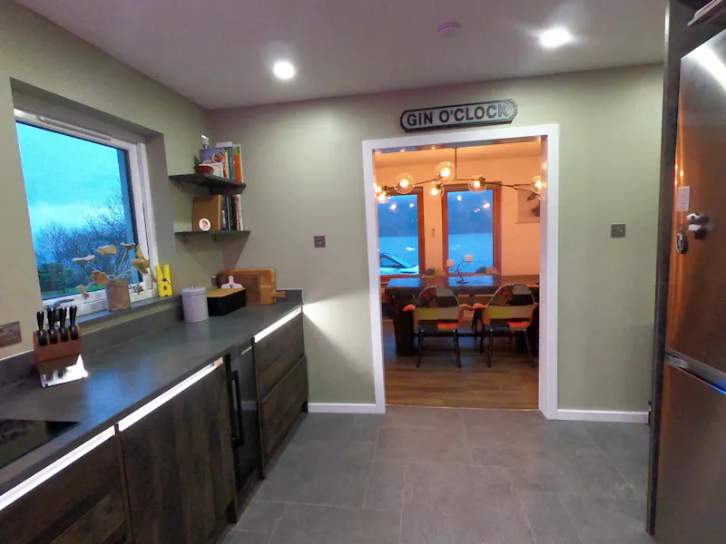 Highlands Loch House , D2675 (photo 9)