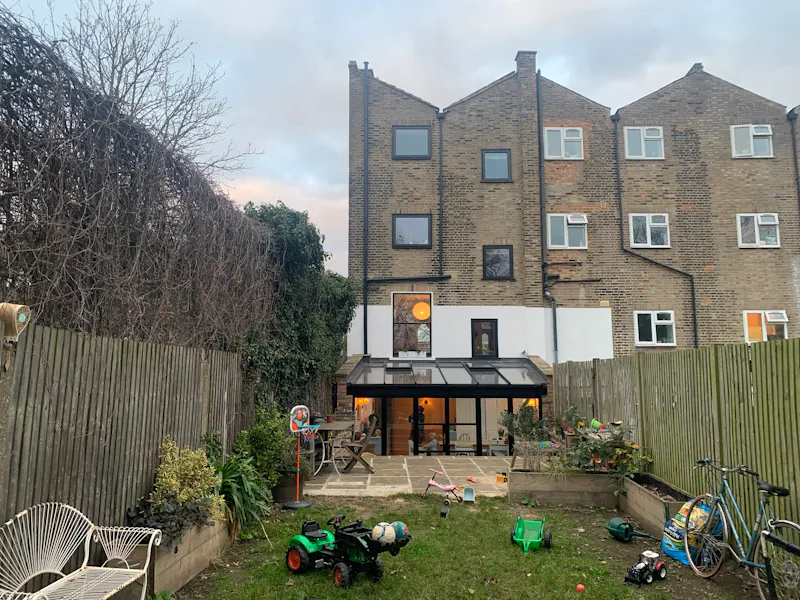 Garden at Georgian terrace in Peckham, A1568 (photo 23)