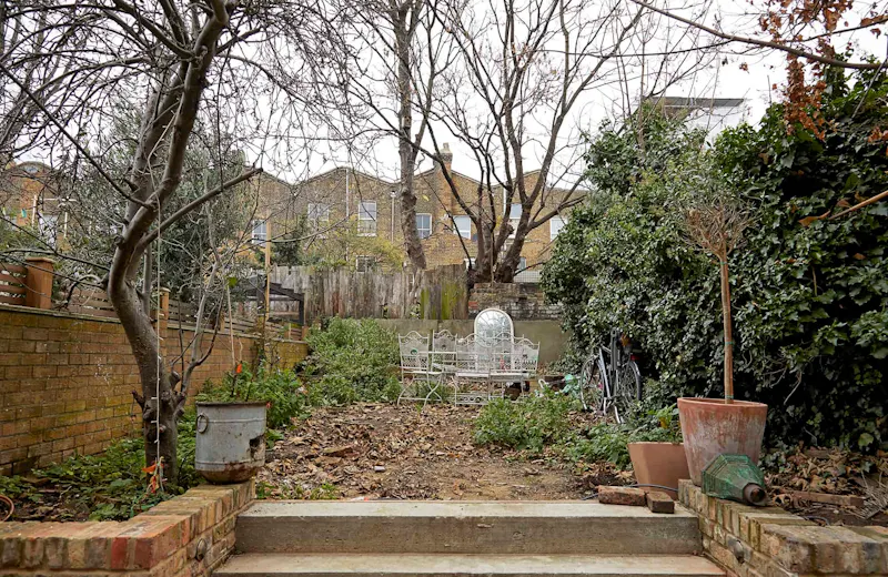 Garden at Immaculate townhouse Homerton, D2611 (photo 52)