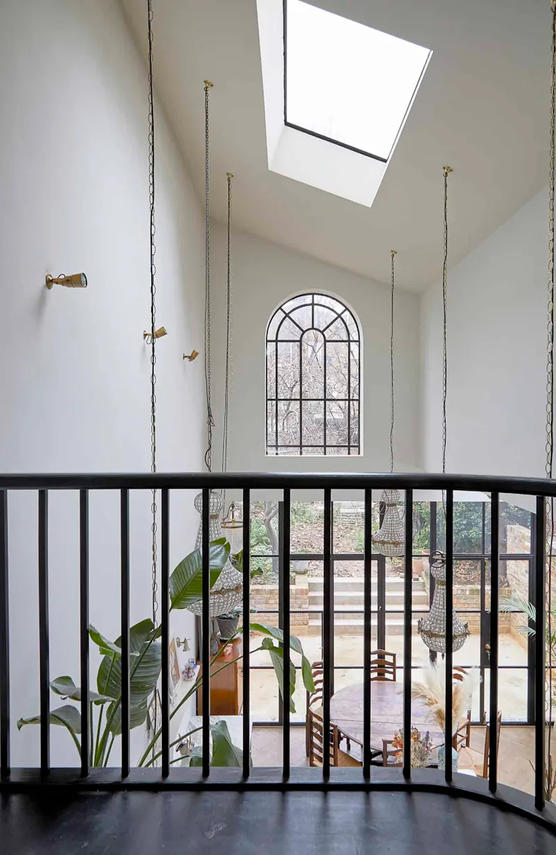 Immaculate townhouse Homerton, D2611 (photo 27)