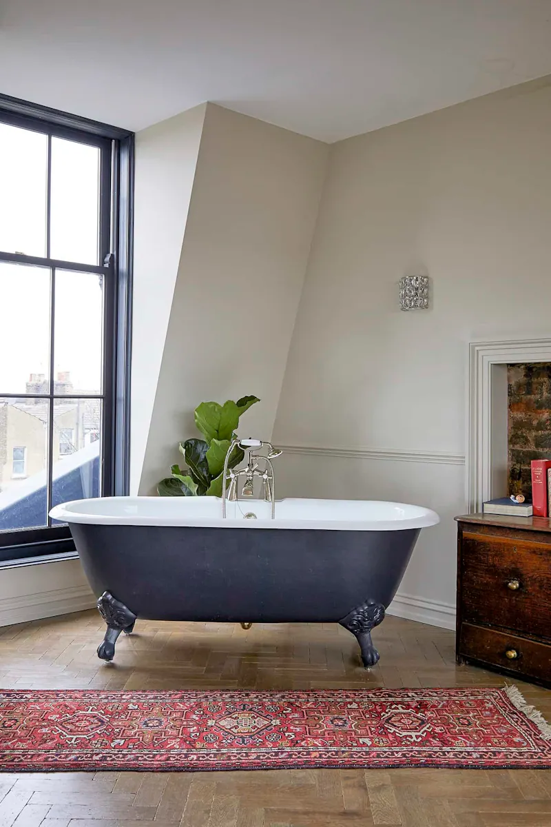Immaculate townhouse Homerton, D2611 (photo 48)