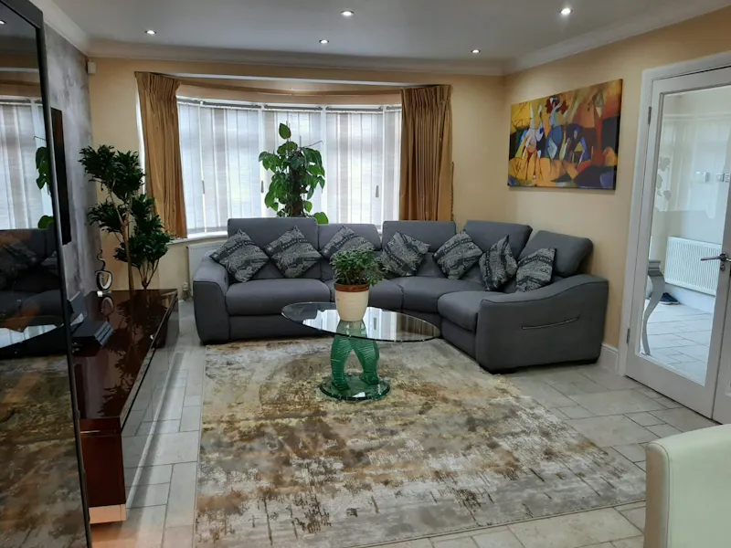 Living Room at High Barnet Open Planned Home,  D2686 (photo 3)