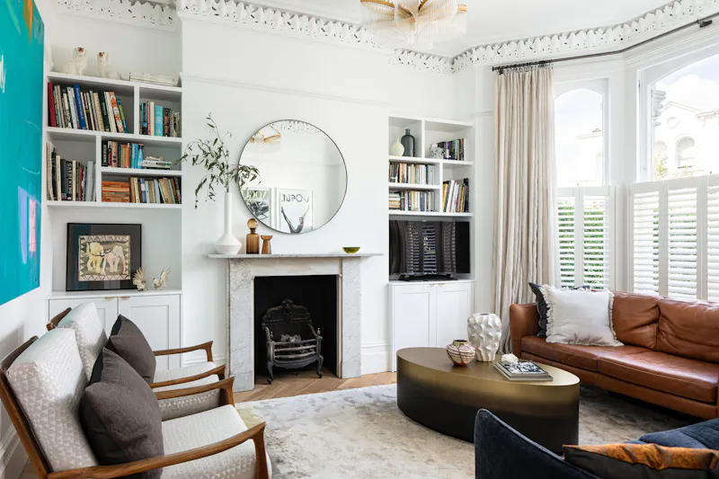 Living Room at Immaculate Putney home, B1967 (photo 2)
