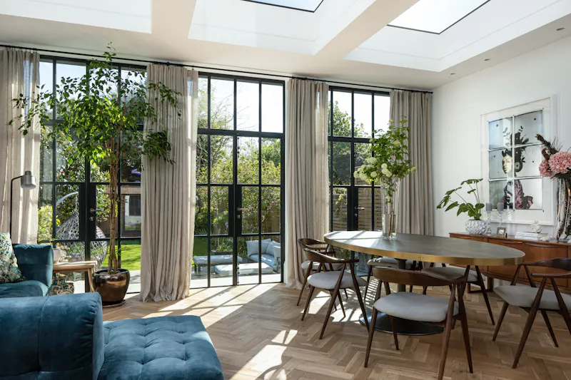 Immaculate Putney home, B1967 (photo 11)