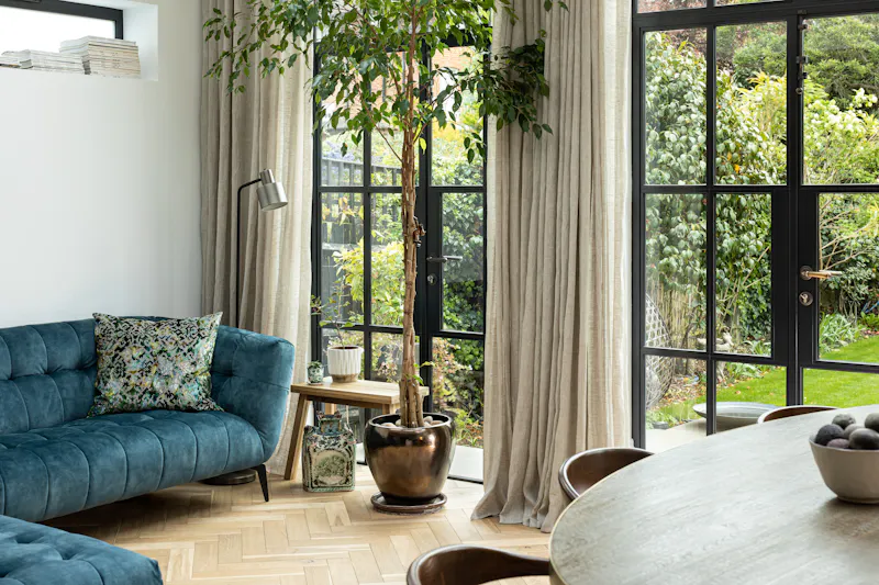 Immaculate Putney home, B1967 (photo 12)