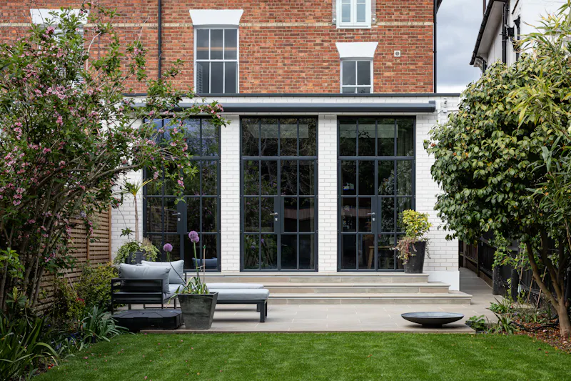 Terrace/Patio at Immaculate Putney home, B1967 (photo 31)