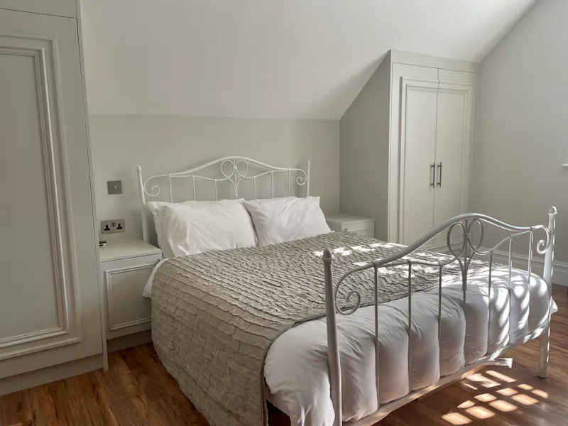 Bedroom at Kings Langley home, D2614 (photo 13)