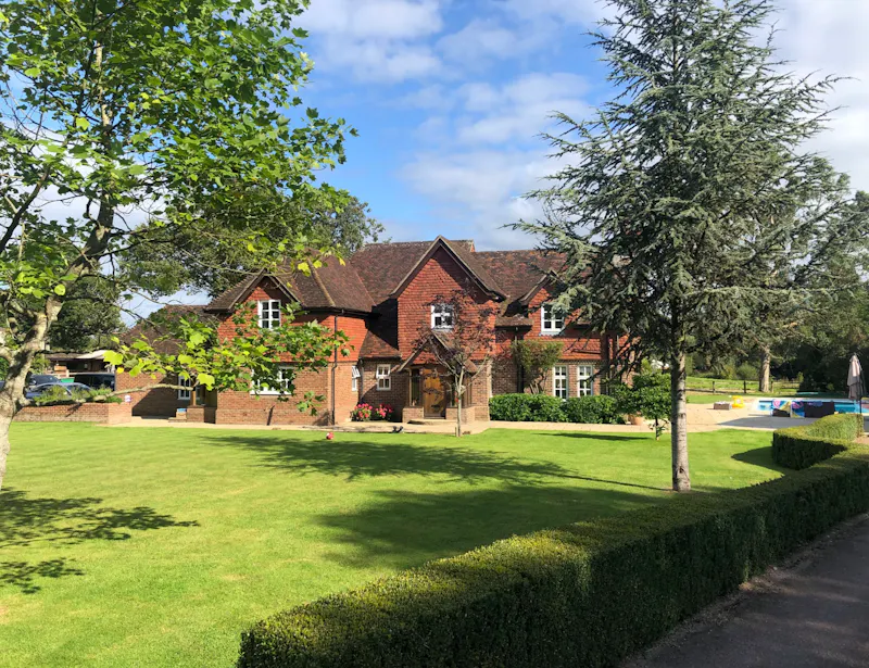 Stunning farmhouse Chiddingfold, D2615 (photo 1)