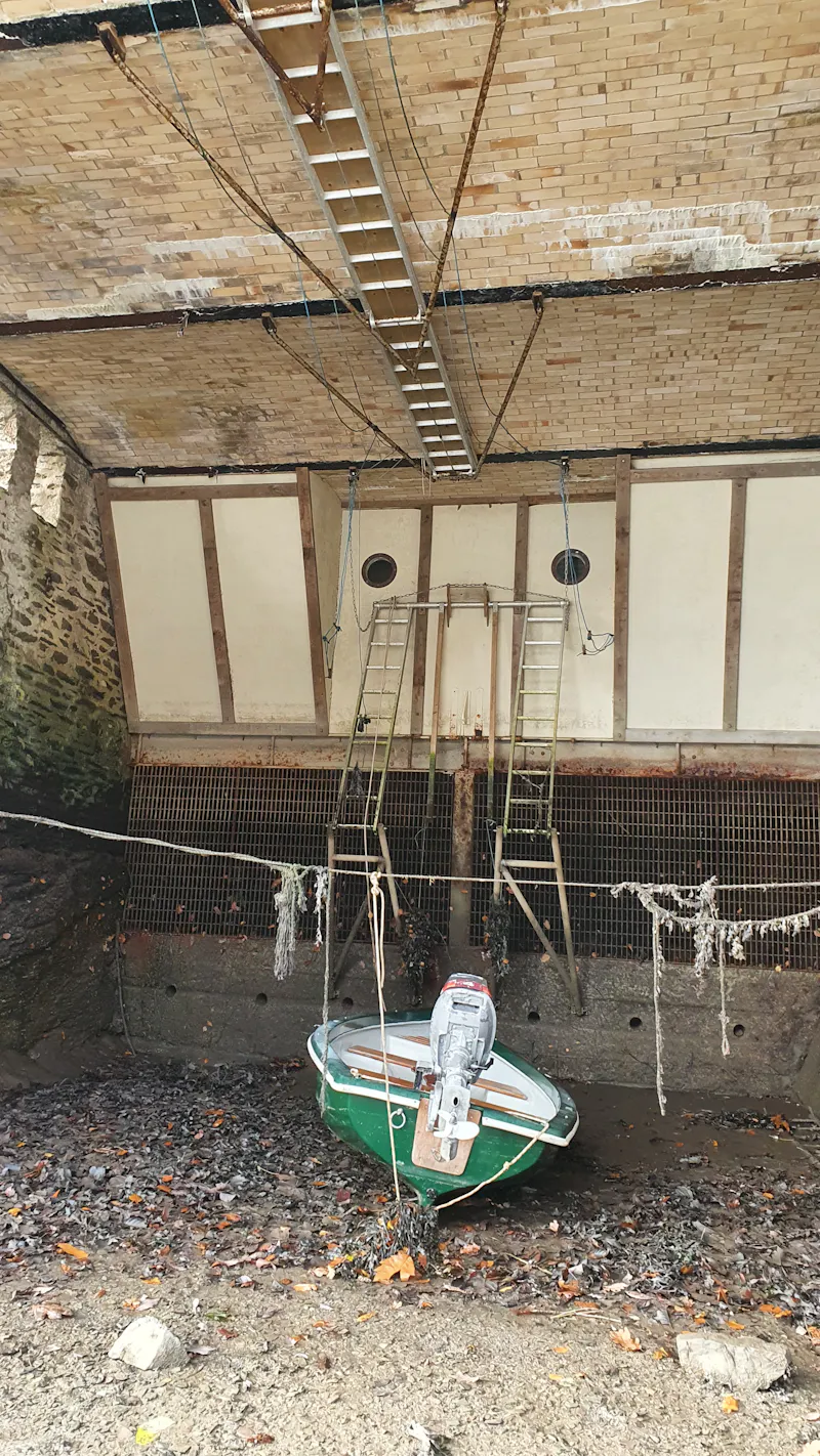 Oakenhurst Boathouse, Q150 (photo 32)