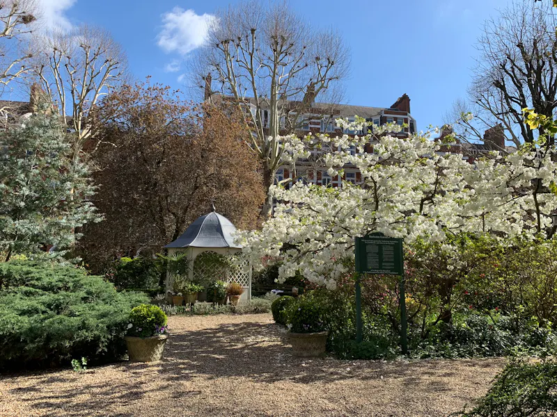 Earl's Court mansion flat, F1222 (photo 18)