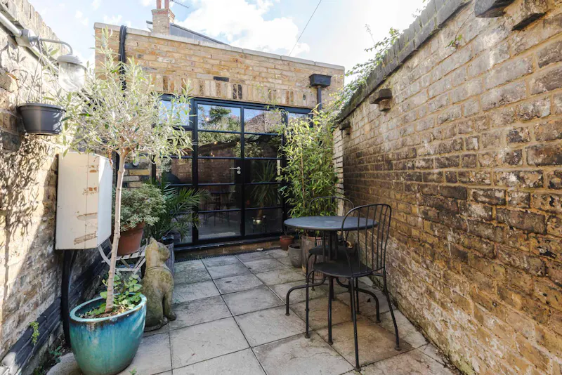 Terrace/Patio at Industrial 2 bed in Deptford, D2619 (photo 11)
