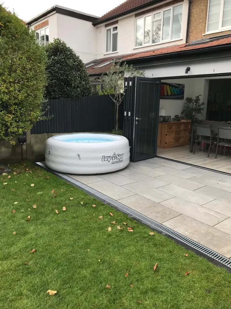 Contemporary Epsom home, D2624 (photo 15)