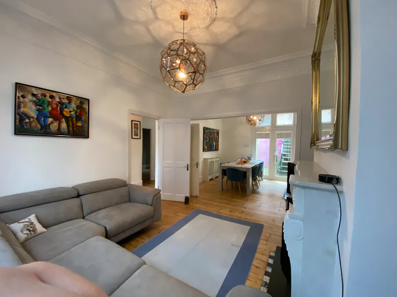 Lewisham victorian home, B1970 (photo 10)