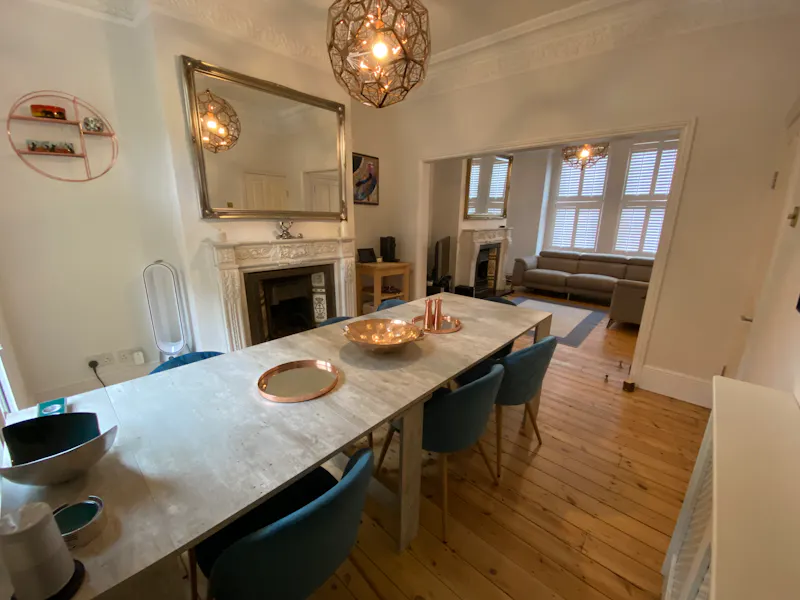 Dining room at Lewisham victorian home, B1970 (photo 6)