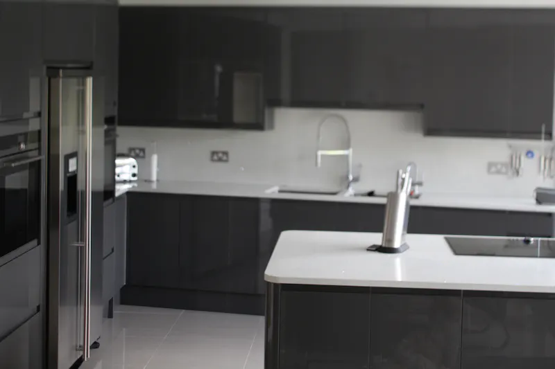 Kitchen at Modern home in Bush Hill, D2620 (photo 6)