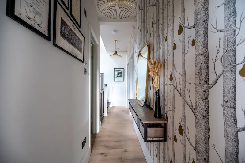 Corridor at Colourful period home Woking , B1974 (photo 8)