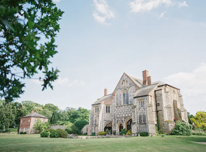  Ancient Priory in Suffolk, Q71 (photo 1)
