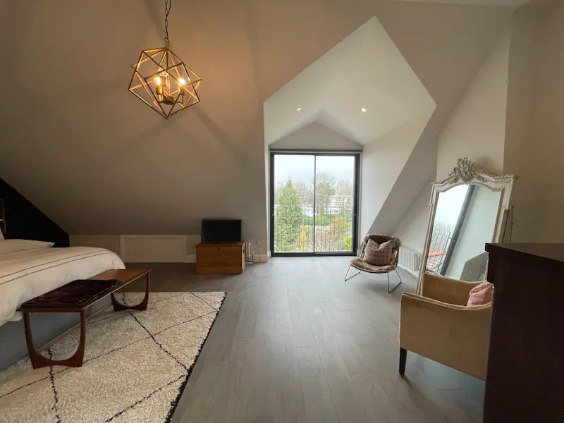Spacious Streatham House , E500 (photo 9)