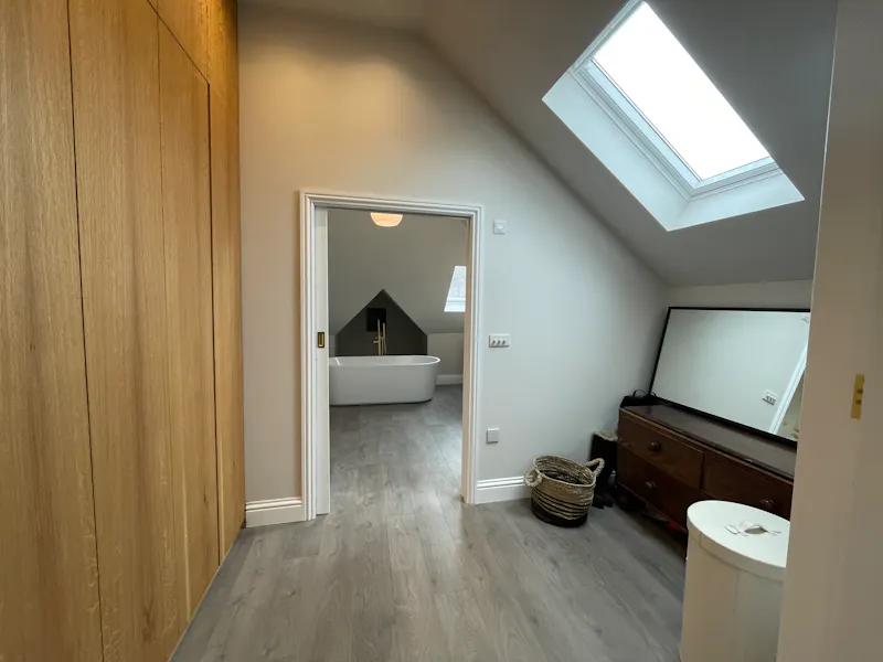 Spacious Streatham House , E500 (photo 11)