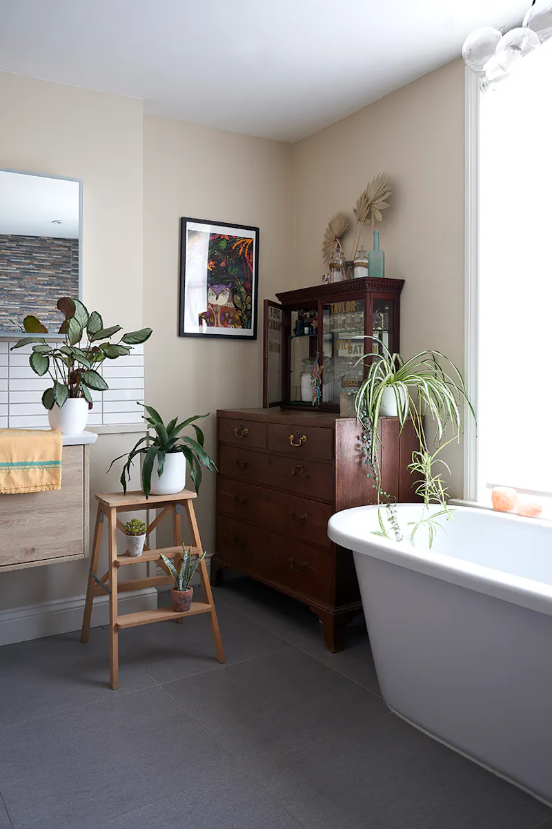 Bathroom at Hastings Townhouse, A1604 (photo 17)