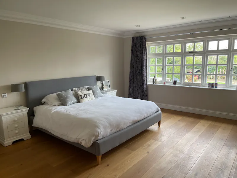 Bedroom at Buckinghamshire Home, D2656 (photo 5)