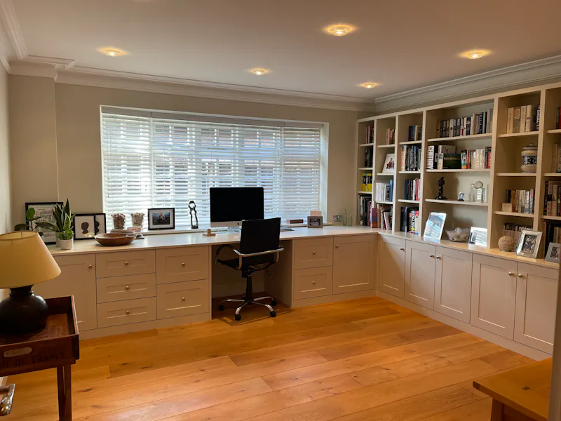 Study at Buckinghamshire Home, D2656 (photo 6)