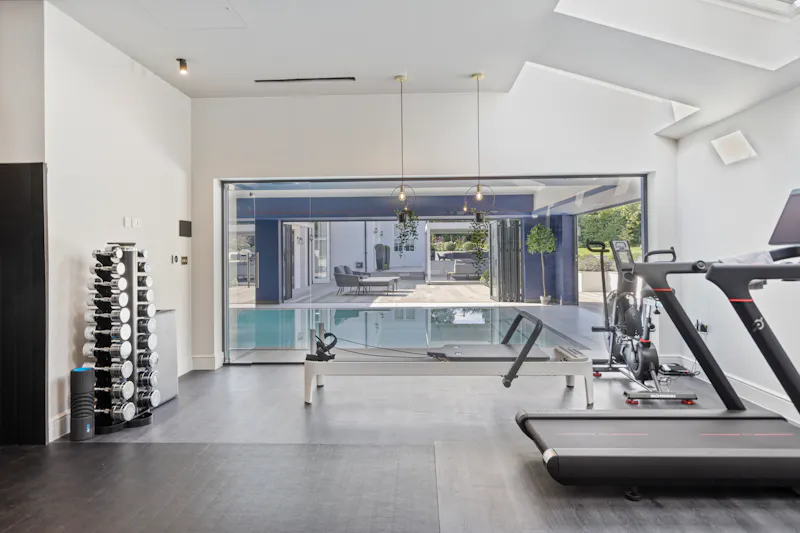 Incredible Ashtead mansion, D2622 (photo 38)