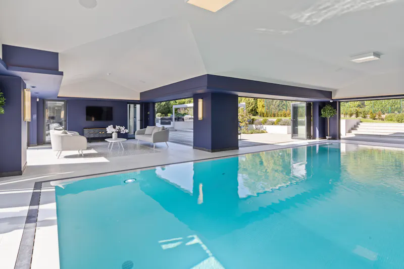 Incredible Ashtead mansion, D2622 (photo 36)