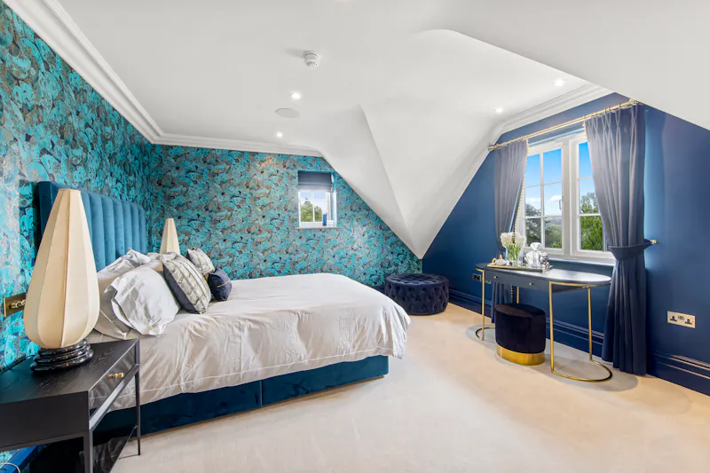 Bedroom at Incredible Ashtead mansion, D2622 (photo 52)