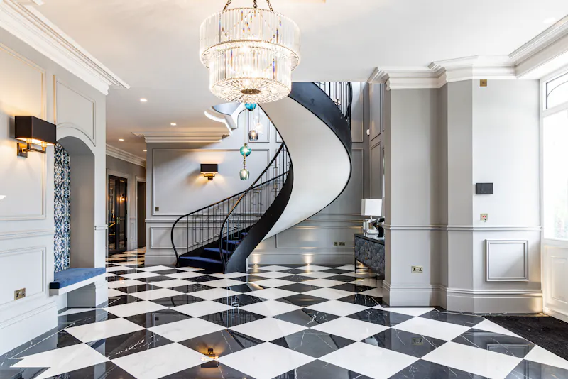 Entrance hall at Incredible Ashtead mansion, D2622 (photo 2)