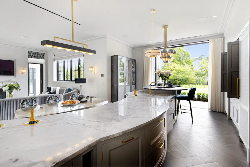 Incredible Ashtead mansion, D2622 (photo 5)