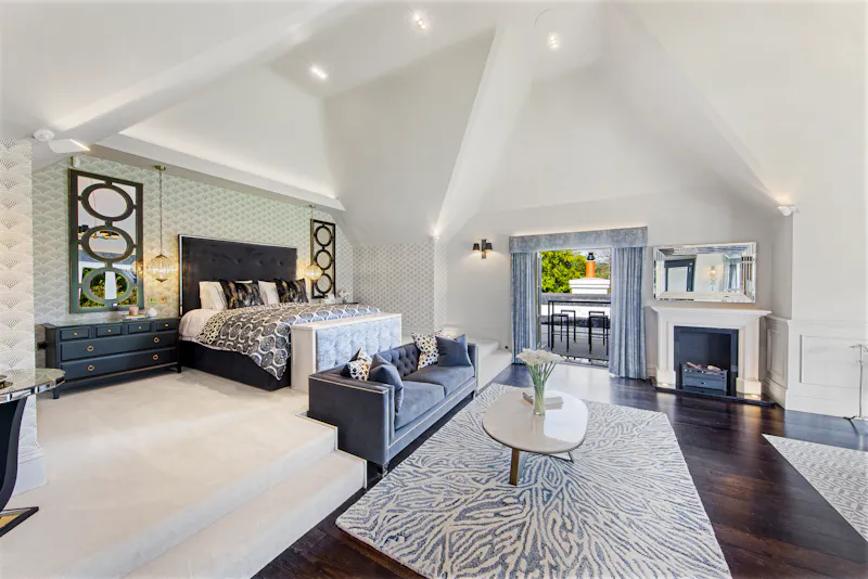 Incredible Ashtead mansion, D2622 (photo 44)
