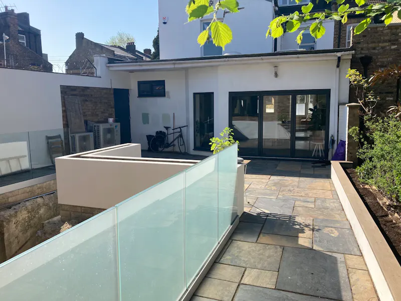 Terrace/Patio at Recording studio in Leyton, N512 (photo 6)