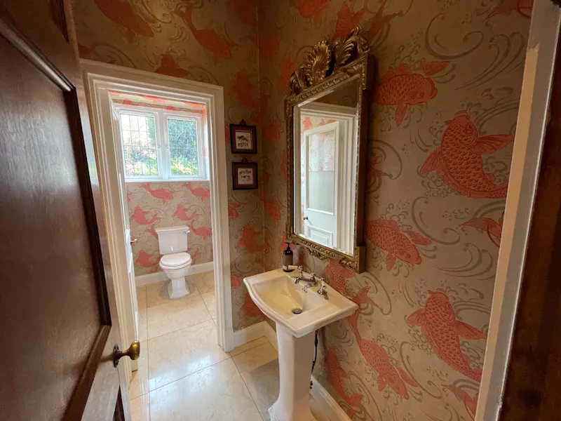 Bathroom at Versatile house in Richmond, A1570 (photo 42)