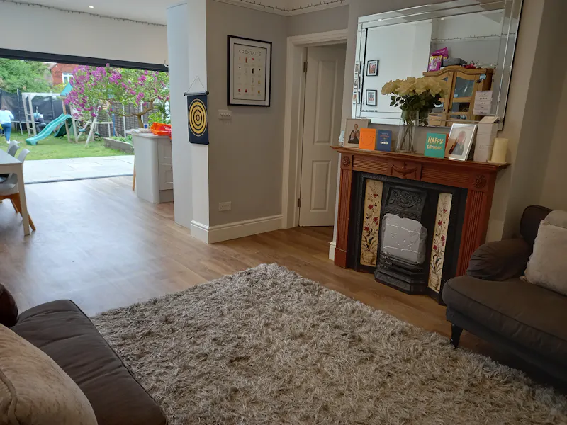 Open plan at Carshalton family house, D2627 (photo 13)