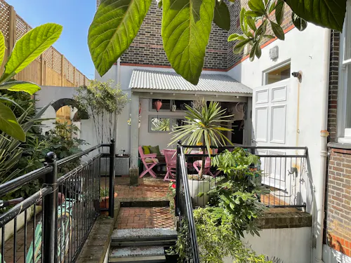 Open Plan Brighton Apartment , F1218